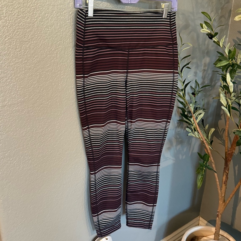 NWOT Athleta Striped Leggings